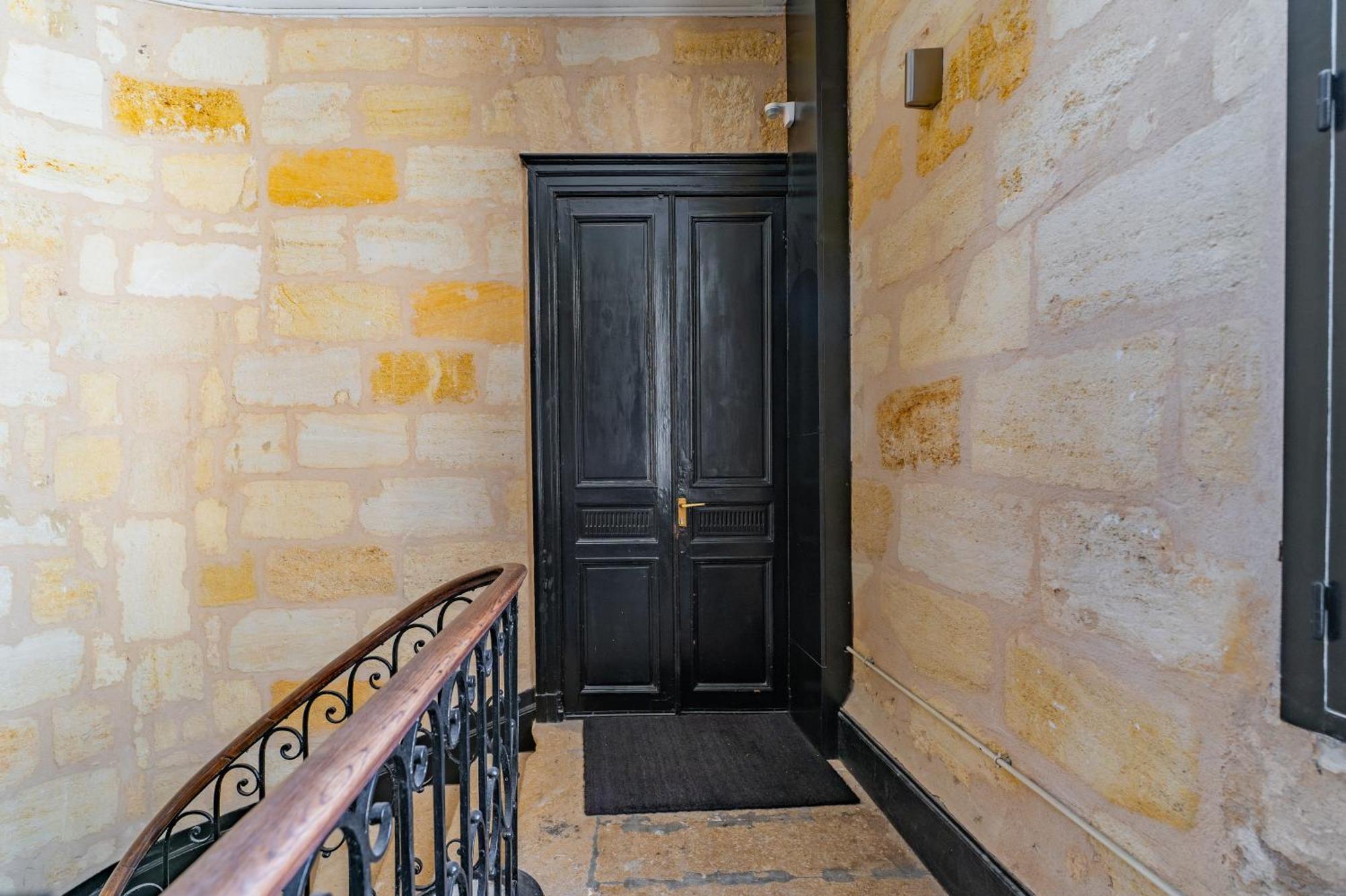 Magnifique Appartement Avec Climatisation En Hyper Centre De Burdeos Exterior foto
